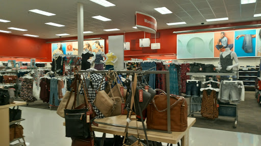 Department Store «Target», reviews and photos, 2701 Lawndale Dr, Greensboro, NC 27408, USA