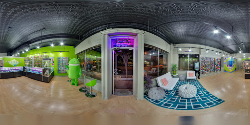 Mobile Phone Repair Shop «SETCELL», reviews and photos, 11 W 9th St, Lawrence, KS 66044, USA