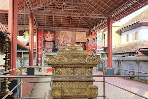 Peringottukavu Bhagavathy Temple image