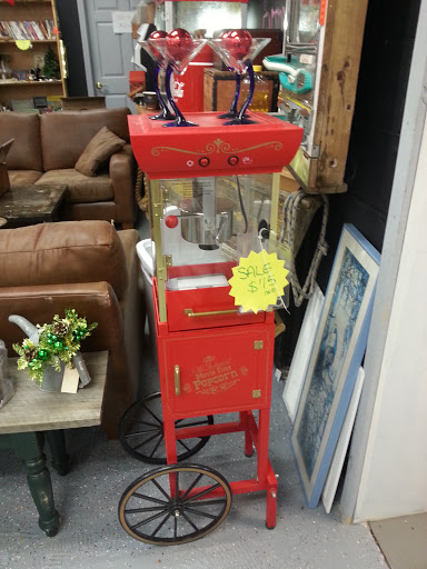 Antique Furniture Store «Mill 77 Trading Company», reviews and photos, 49 Macy St, Amesbury, MA 01913, USA