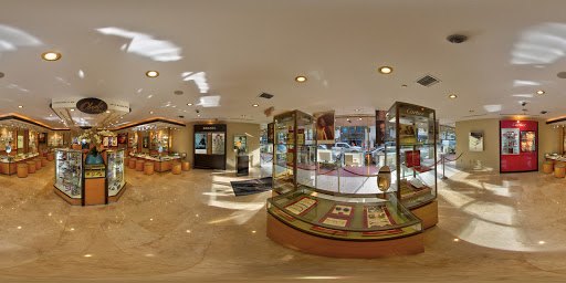 Optician «Oberle Opticians», reviews and photos, 9552 Harding Ave, Surfside, FL 33154, USA