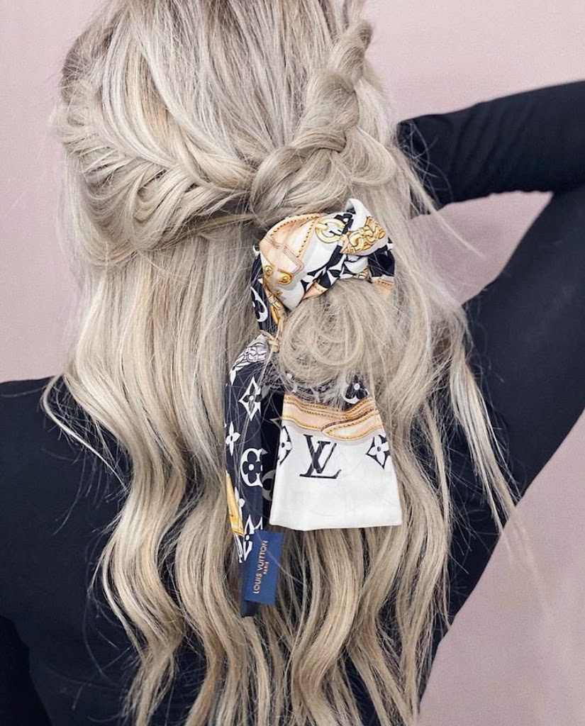 Blonde Voyage Salon 97209