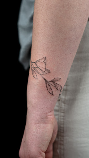 Explore ivy tattoo ideas, creative tattoo ideas in Gilroy, available at 2911 Tattoo
