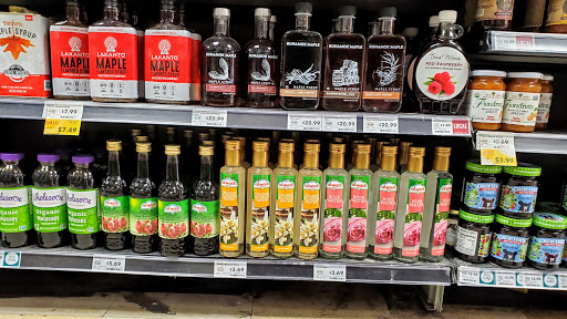 Grocery Store «Whole Foods Market», reviews and photos, 7511 Leesburg Pike, Falls Church, VA 22043, USA