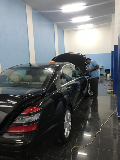 التلمساني لتلميع السيارات 