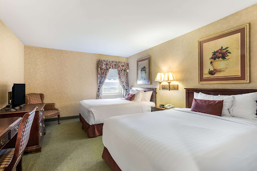 Hotel «Traditions at the Glen Resort and Hotel», reviews and photos, 4101 Watson Blvd, Johnson City, NY 13790, USA