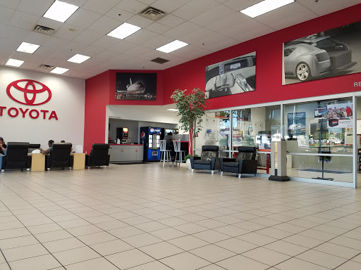 Car Repair and Maintenance «Burnsville Toyota Service & Parts», reviews and photos, 14800 Burnhaven Dr, Burnsville, MN 55306, USA