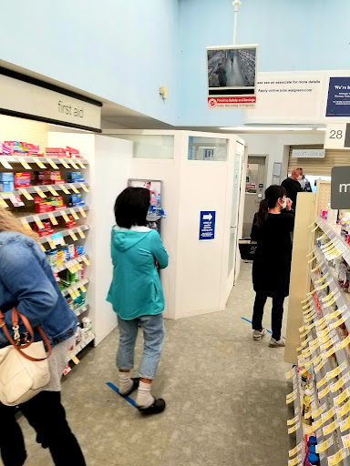 Drug Store «Walgreens», reviews and photos, 20011 Bollinger Rd, Cupertino, CA 95014, USA