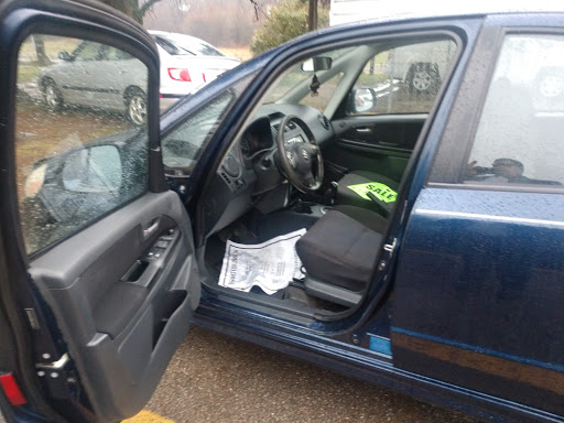 Used Car Dealer «Magic Star Auto sales.inc», reviews and photos, 2839 Peters Creek Rd, Roanoke, VA 24019, USA