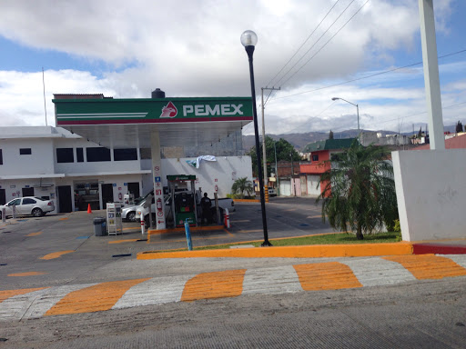 Estaciones y Servicios en Tuxtla