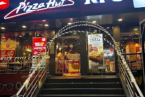 Pizza Hut image