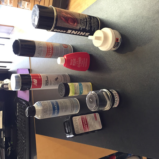 Shoe Store «Achieve Footwear», reviews and photos, 1A Crystal Lake Plaza, Crystal Lake, IL 60014, USA