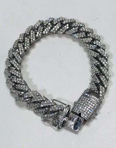 Jewelry Store «Tidewater Diamond», reviews and photos, 200 N Battlefield Blvd #3, Chesapeake, VA 23320, USA