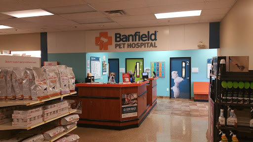 Pet Supply Store «PetSmart», reviews and photos, 950 Hanes Mall Blvd, Winston-Salem, NC 27103, USA