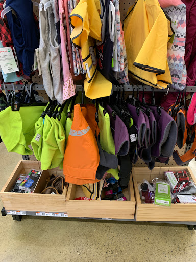 Pet Supply Store «Pet Supplies Plus», reviews and photos, 531 Monroe Ave, Rochester, NY 14607, USA