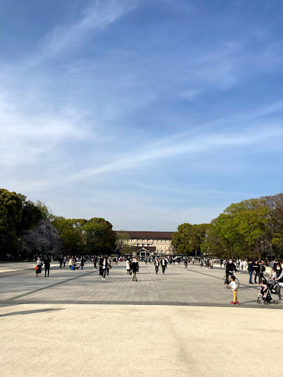 上野公園 竹の台広場 (噴水広場)