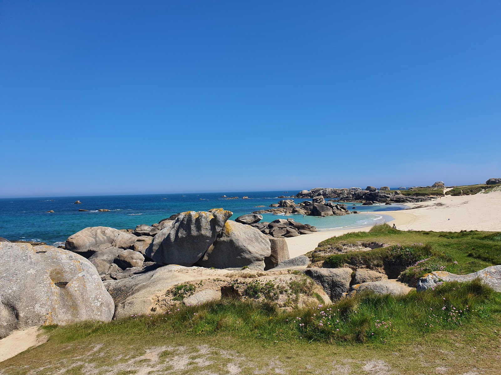 Foto di Plage Fanal Neizvran con una superficie del sabbia beige
