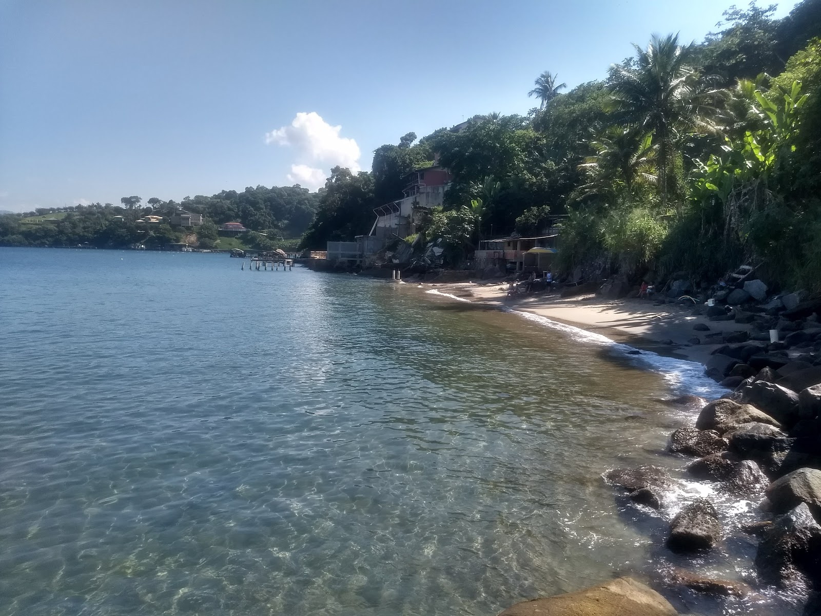 Foto de Praia do Leme con arena beige superficie