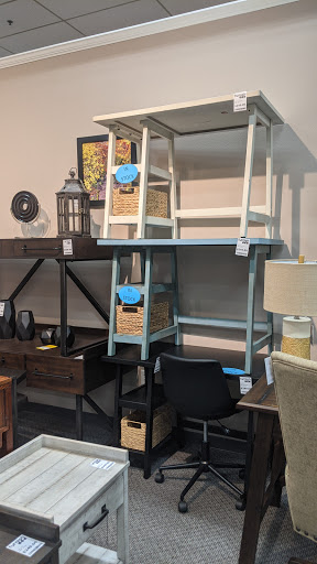 Furniture Store «Furnish 123», reviews and photos, 3235 E Hamilton Ave, Eau Claire, WI 54701, USA