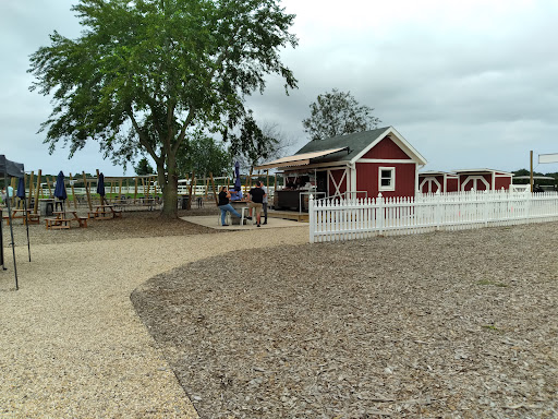 Vineyard «Baiting Hollow Farm Vineyard», reviews and photos, 2114 Sound Ave, Calverton, NY 11933, USA