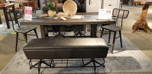 Shopping Mall «Furniture Row Shopping Center», reviews and photos, 1334 N Eastgate Ave, Springfield, MO 65802, USA