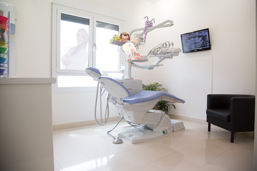 Like Dental Clinic en Villanueva del Pardillo, Madrid