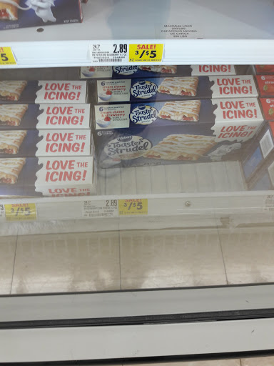 Grocery Store «Schnucks», reviews and photos, 1160 Shackelford Rd, Florissant, MO 63031, USA