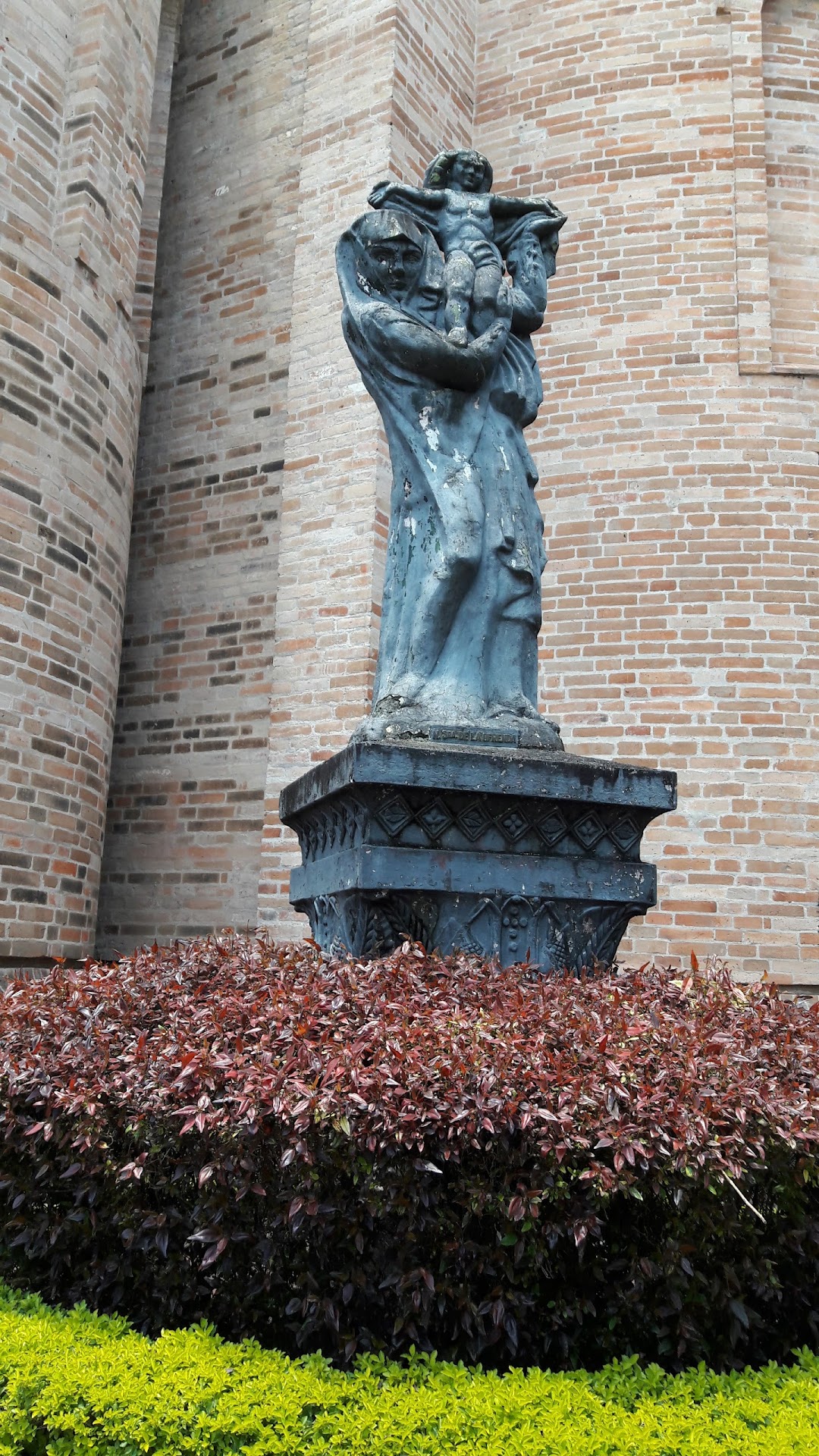 Escultura Nuestra Señora De La Ofrenda