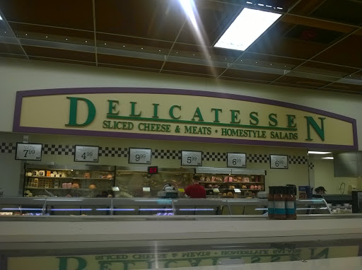 Supermarket «Price Chopper», reviews and photos, 251 Kennedy Dr, Putnam, CT 06260, USA