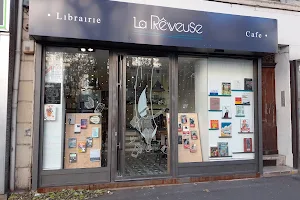 La Rêveuse, librairie-café image