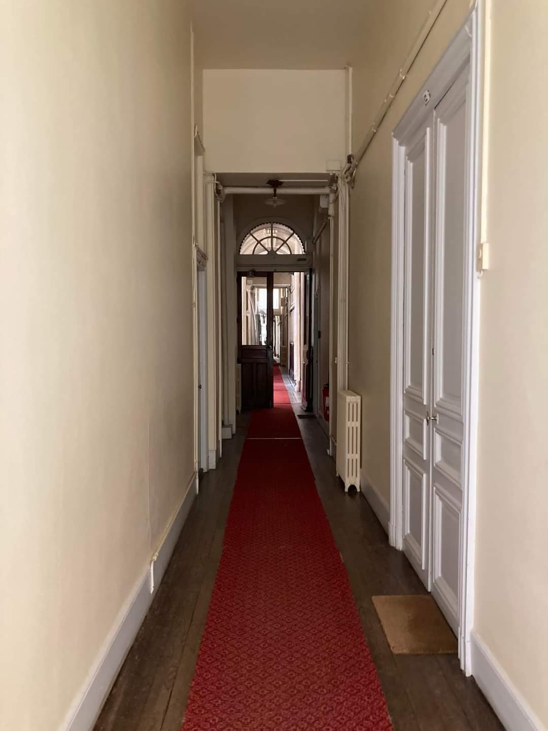 Photo n° 37 de l'avis de Hubert.a fait le 03/12/2023 à 18:39