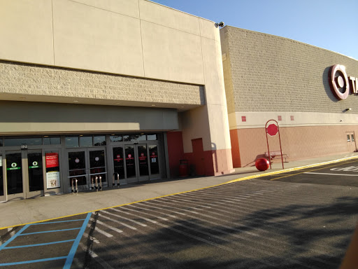 Department Store «Target», reviews and photos, 13505 20th Ave, College Point, NY 11356, USA
