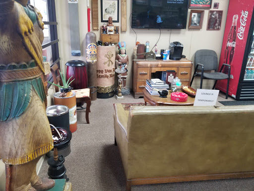 Tobacco Shop «Discount Smokes», reviews and photos, 6434 N Preston Hwy # 6B, Louisville, KY 40229, USA