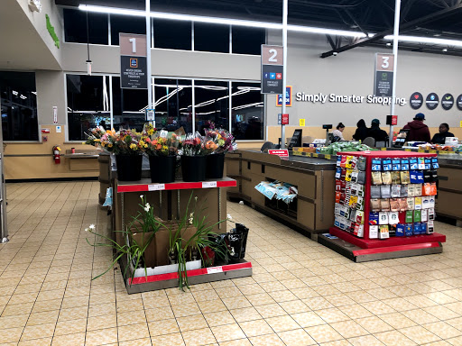 Supermarket «ALDI», reviews and photos, 450 King Georges Post Rd, Woodbridge, NJ 07095, USA