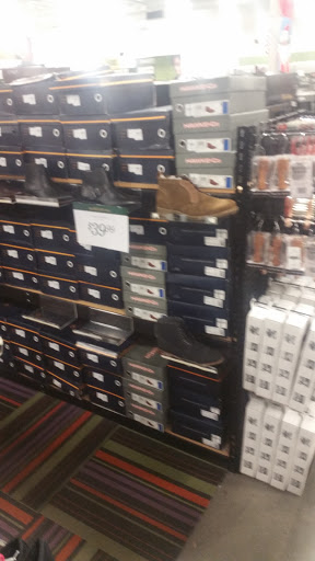 Clothing Store «K&G Fashion Superstore», reviews and photos, 3001 W Cheltenham Ave, Wyncote, PA 19095, USA