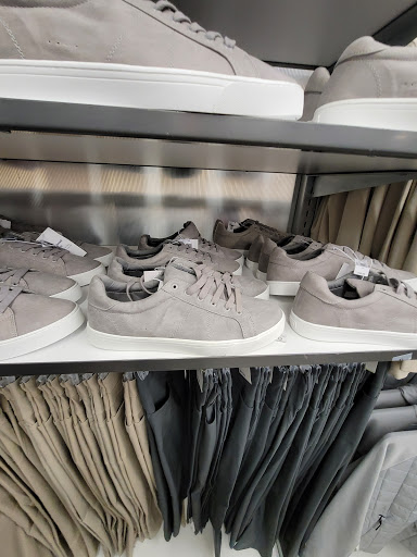 Clothing Store «Old Navy», reviews and photos, 1232 3rd Street Promenade, Santa Monica, CA 90401, USA