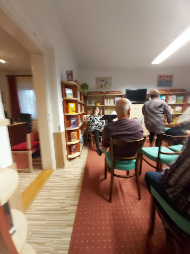 Dunaföldvári Városi Könyvtár - Könyvtár