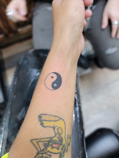 Tattoo Shop «Irish Ink Tattoo and Piercing», reviews and photos, 8920 S Meridian St, Indianapolis, IN 46217, USA