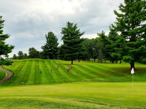 Golf Course «Spring Valley Golf Course», reviews and photos, 5851 Breezehill Rd SW, East Sparta, OH 44626, USA