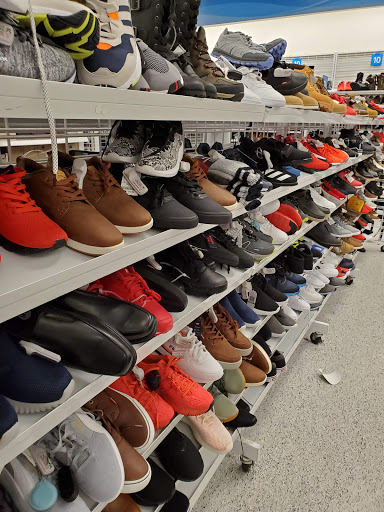 Clothing Store «Ross Dress for Less», reviews and photos, 7455 Greenbelt Rd, Greenbelt, MD 20770, USA