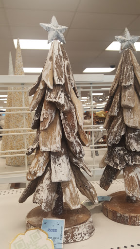 Clothing Store «Ross Dress for Less», reviews and photos, 93 Wagner Rd, Monaca, PA 15061, USA