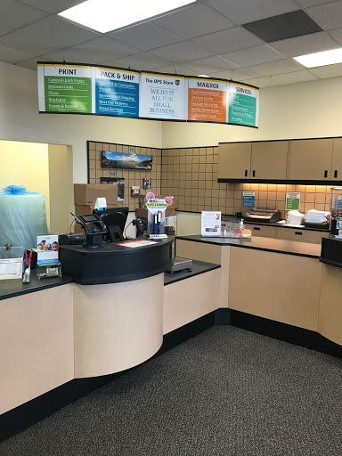 Shipping and Mailing Service «The UPS Store», reviews and photos, 705 E Bidwell St #2, Folsom, CA 95630, USA