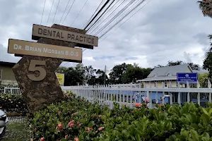 Dr. Brian Morgan's Dental Office image