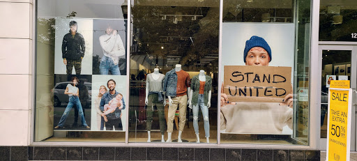 Clothing Store «Gap», reviews and photos, 1225 Pacific Ave, Santa Cruz, CA 95060, USA