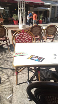 Atmosphère du Café Mon Bar à Avignon - n°6