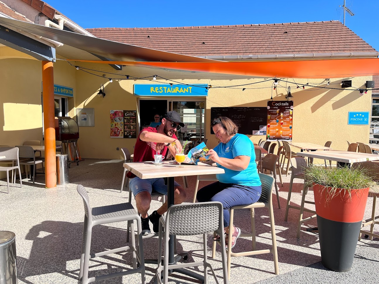 Photo de L'Oasis du Parc, snack/bar du Camping Paradis l'Arada Parc