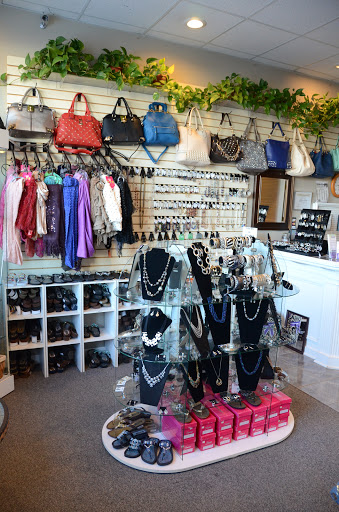 Tanning Salon «Southern Exposure Tanning And Boutique, Inc.», reviews and photos, 5101 W Washington St # 17, Gurnee, IL 60031, USA