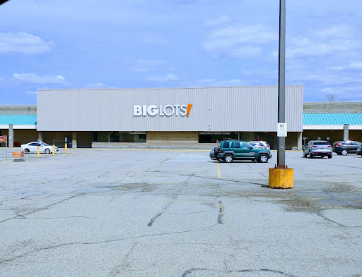 Discount Store «Big Lots», reviews and photos, 7005 Clairton Rd, West Mifflin, PA 15122, USA