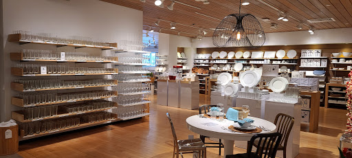 Crate & Barrel