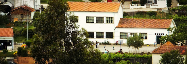 Avaliações doEscola Básica do 1.º Ciclo com Jardim de Infância de Gens - Foz do Sousa em Gondomar - Escola